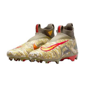 nike-alpha-menace-elite-3-travis-1